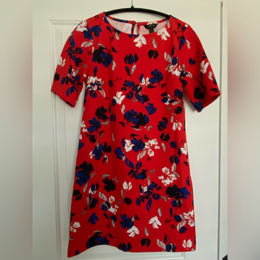 Banana Republic Red Floral Size 0 Shift Dress